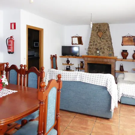 Holiday home Vivienda Rural Casa Manoli *